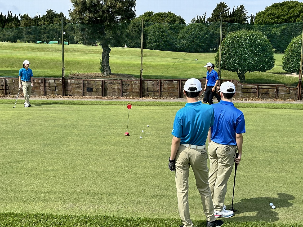文化学園杉並ゴルフ部高校団体戦パッティング練習